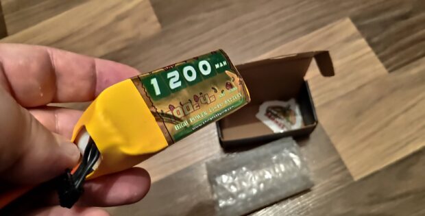 zarządzanie bateriami LiPo w dronach FPV ładowanie przechowywanie i bezpieczeństwo